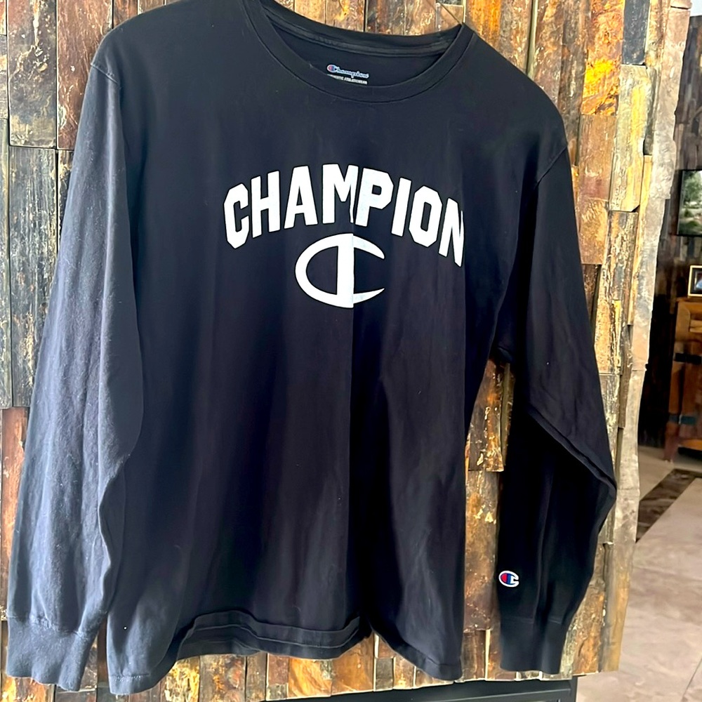 Gently worn Long Sleeve Champion T-shirt L